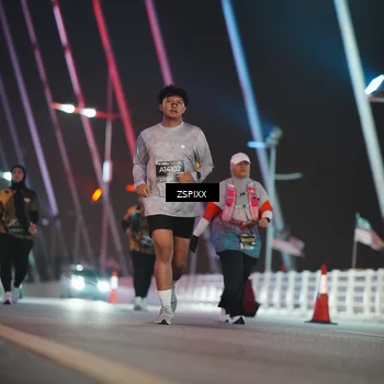Runner Photo 6298805