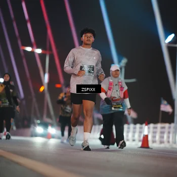 Runner Photo 6298809