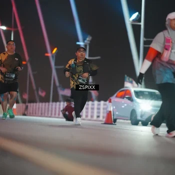 Runner Photo 6298839