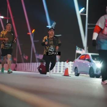 Runner Photo 6298848