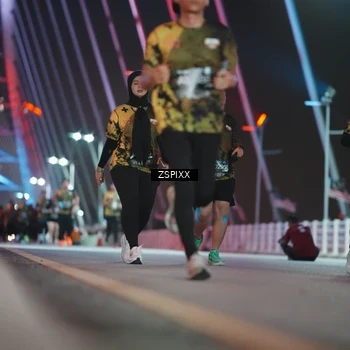 Runner Photo 6298865