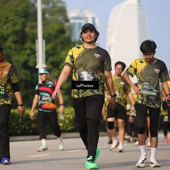 Runner Photo 6298868