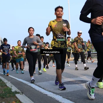 Runner Photo 6298880