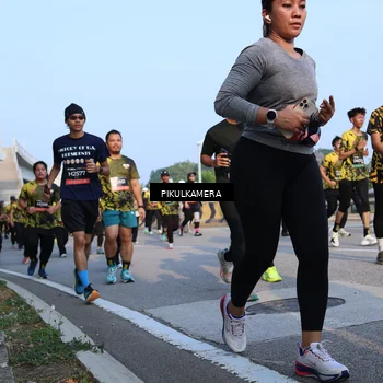 Runner Photo 6298884