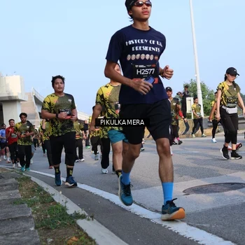 Runner Photo 6298931