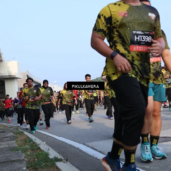 Runner Photo 6298968