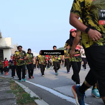Runner Photo 6299004