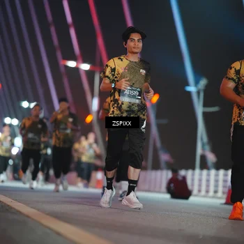 Runner Photo 6299024