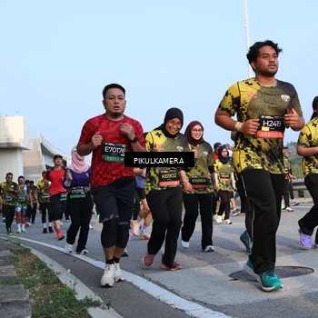 Runner Photo 6299039