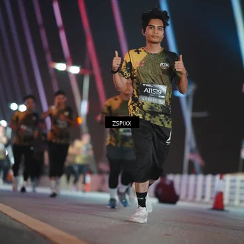 Runner Photo 6299068