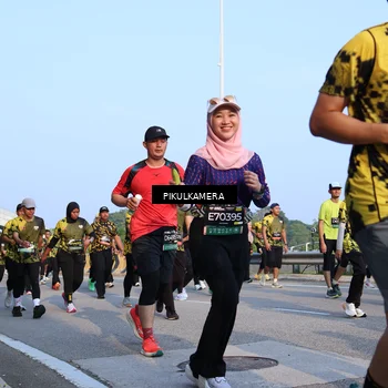 Runner Photo 6299087