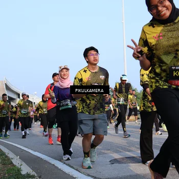 Runner Photo 6299090