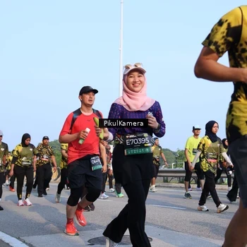 Runner Photo 6299111