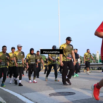 Runner Photo 6299121