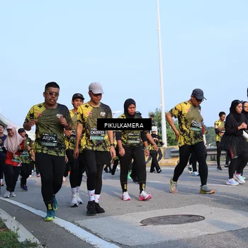 Runner Photo 6299156