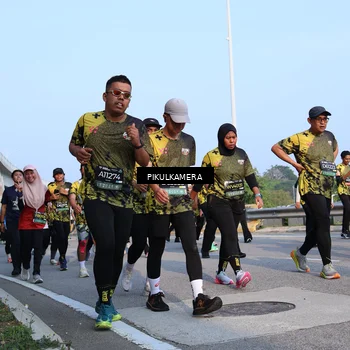 Runner Photo 6299180