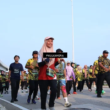 Runner Photo 6299211