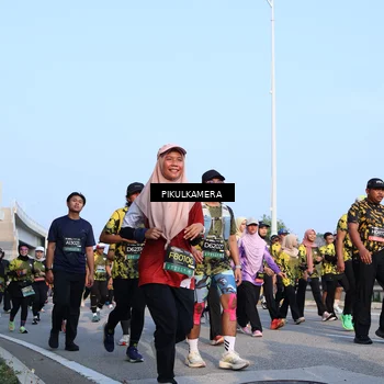 Runner Photo 6299212