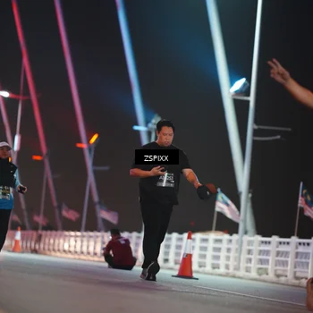 Runner Photo 6299329