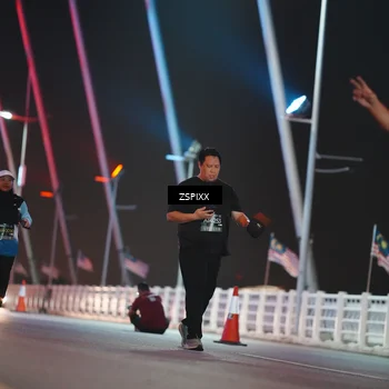 Runner Photo 6299345