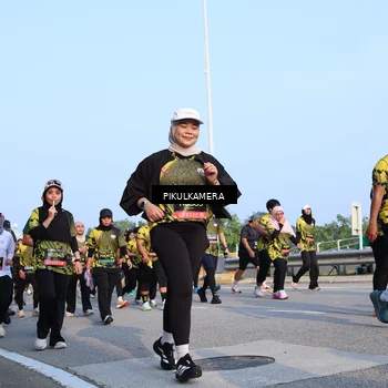 Runner Photo 6299346