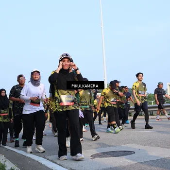 Runner Photo 6299412