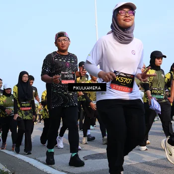 Runner Photo 6299470