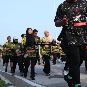Runner Photo 6299490