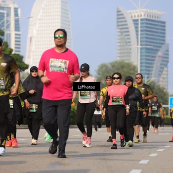 Runner Photo 6299514