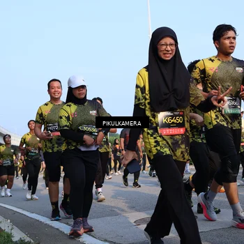 Runner Photo 6299528
