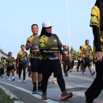 Runner Photo 6299532
