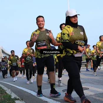 Runner Photo 6299557