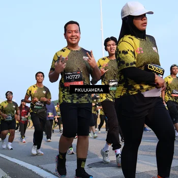 Runner Photo 6299595
