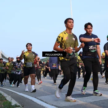 Runner Photo 6299599