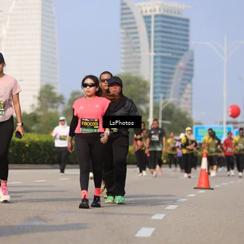 Runner Photo 6299680