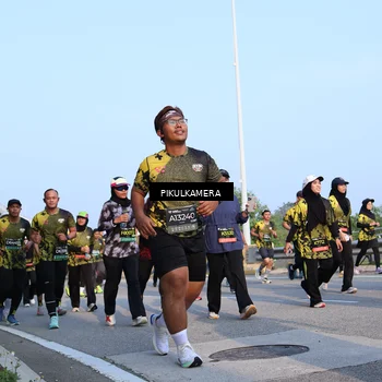 Runner Photo 6299690