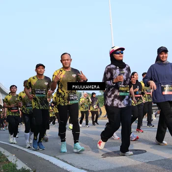 Runner Photo 6299701