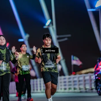 Runner Photo 6299714