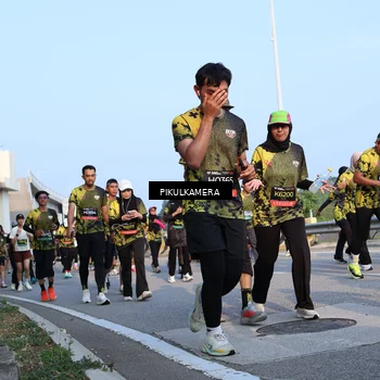 Runner Photo 6299785