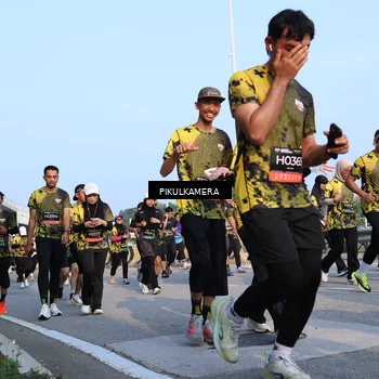Runner Photo 6299805