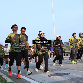 Runner Photo 6299816