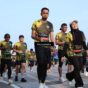 Runner Photo 6299840