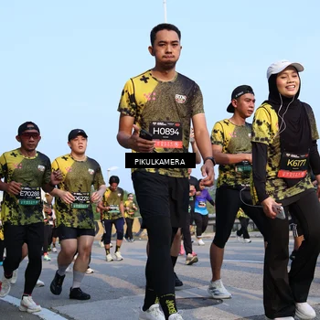 Runner Photo 6299845