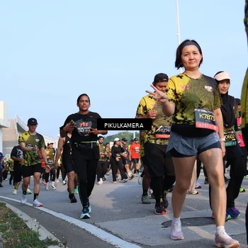 Runner Photo 6299984
