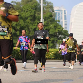 Runner Photo 6300298