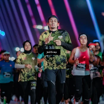 Runner Photo 6300397