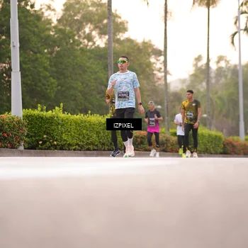 Runner Photo 6300410