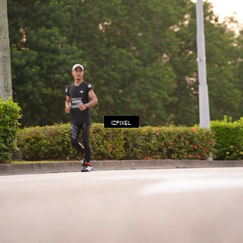 Runner Photo 6300443