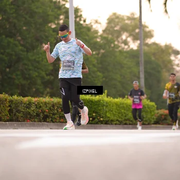 Runner Photo 6300465