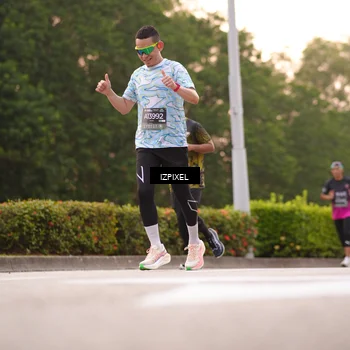 Runner Photo 6300492